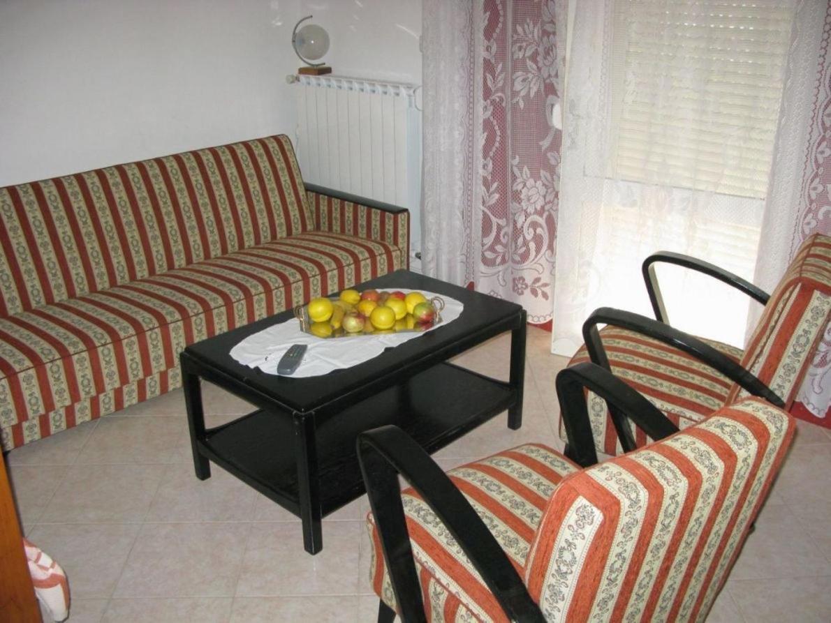 Apartment Sukosan 14742A Extérieur photo